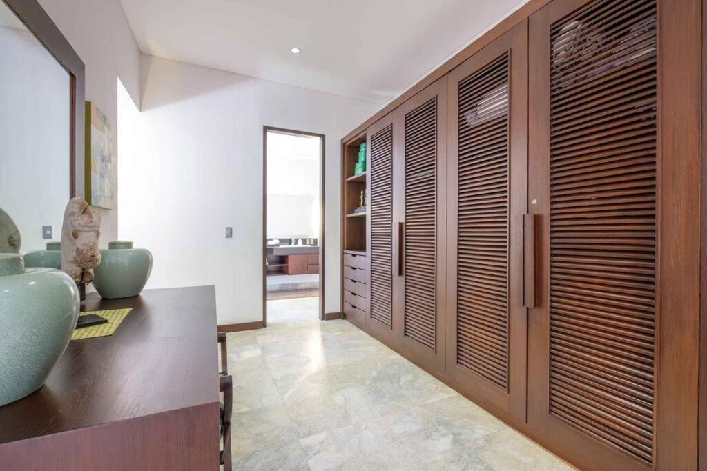 Beachfront Estate Sanur - Eleven Kejora Exterior foto