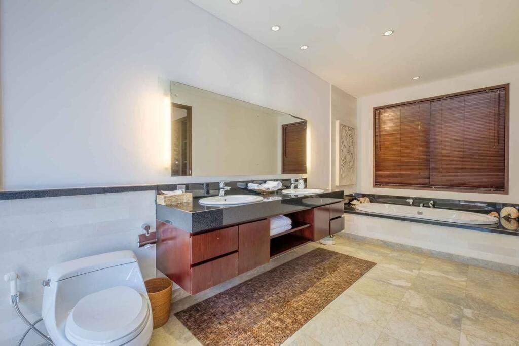 Beachfront Estate Sanur - Eleven Kejora Exterior foto
