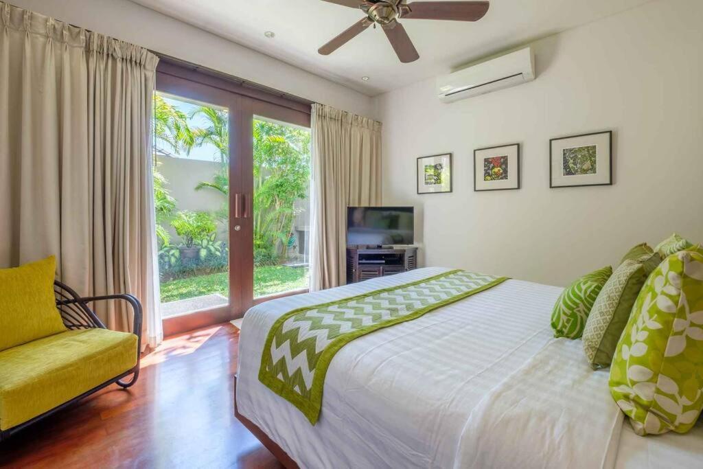 Beachfront Estate Sanur - Eleven Kejora Exterior foto